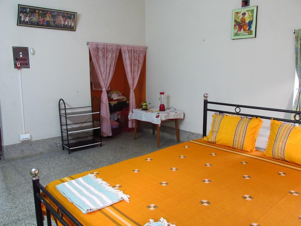 Pubali Homestay Bolpur Exterior photo